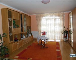Maison 6 chambres à vendre dans Cluj-napoca, zone Manastur