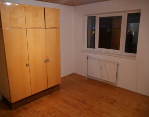 Ház 8 szobák kiadó on Cluj-napoca, Zóna Grigorescu