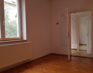 Birou de inchiriat, 45m2 in Cluj-napoca, zona Centru