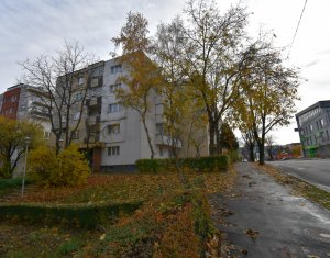 Lakás 4 szobák eladó on Cluj-napoca, Zóna Zorilor