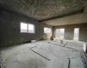 Ház 5 szobák eladó on Cluj-napoca, Zóna Manastur