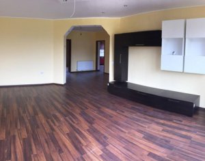 Maison 5 chambres à louer dans Floresti