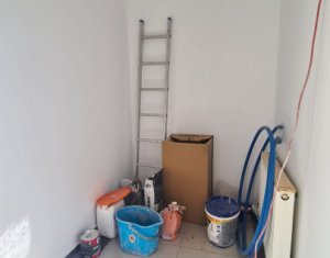 De vanzare spatiu comercial cu suprafata de 90 mp, Eroilor