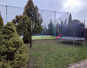 Nyaralók eladó on Turda