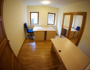 Birou de inchiriat in Zorilor, zona Gradinii Botanice, 120 mp, terasa, gradina
