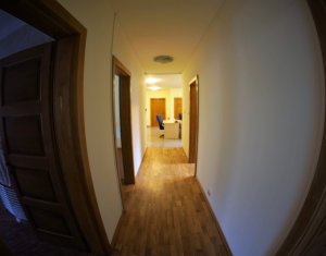 Birou de inchiriat in Zorilor, zona Gradinii Botanice, 120 mp, terasa, gradina