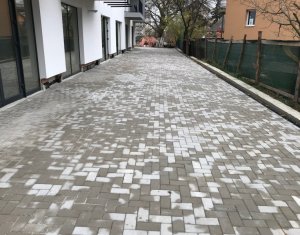 Spatiu de inchiriat in Zorilor, 132 mp, open space, parter, terasa exterioara,