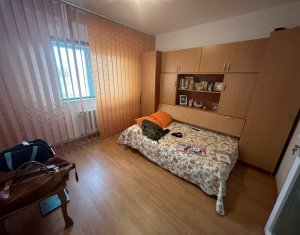 Appartement 4 chambres à vendre dans Cluj-napoca, zone Marasti