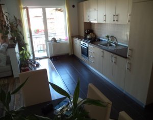Appartement 3 chambres à louer dans Floresti