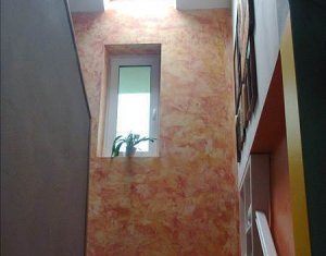 Maison 5 chambres à vendre dans Floresti