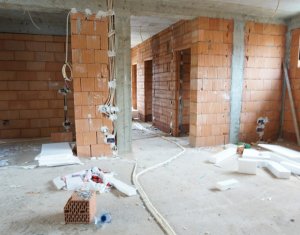 Lakás 4 szobák eladó on Cluj-napoca, Zóna Manastur