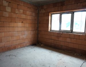 Lakás 4 szobák eladó on Cluj-napoca, Zóna Manastur