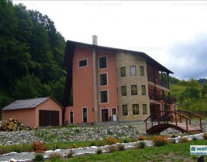 Üzlethelyiség eladó, 590m2 on Valea Draganului