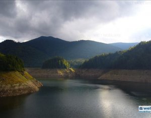 Üzlethelyiség eladó on Valea Draganului