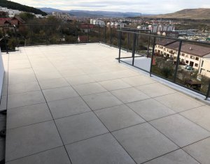 , 90m2 on Floresti