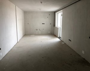Lakás 2 szobák eladó on Floresti