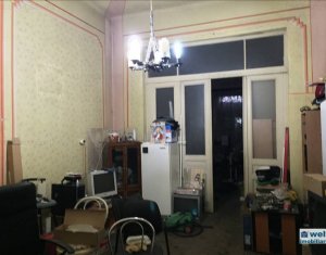 Appartement 4 chambres à vendre dans Cluj-napoca, zone Manastur