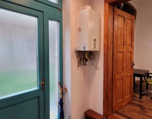 Appartement 4 chambres à vendre dans Cluj-napoca, zone Centru