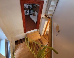 Appartement 4 chambres à louer dans Cluj-napoca, zone Centru