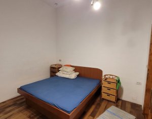 Appartement 4 chambres à louer dans Cluj-napoca, zone Centru