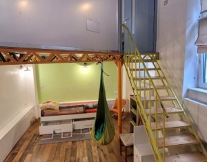 Appartement 4 chambres à louer dans Cluj-napoca, zone Centru