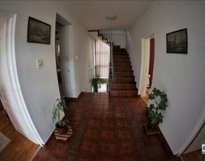 Maison 5 chambres à vendre dans Cluj-napoca, zone Centru