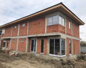 Maison 4 chambres à vendre dans Cluj-napoca, zone Someseni