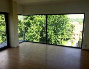 Maison 10 chambres à vendre dans Cluj-napoca, zone Centru