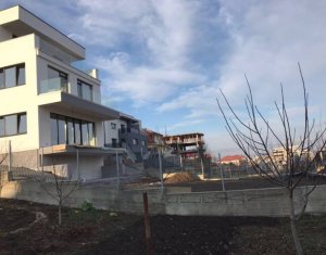 Maison 4 chambres à vendre dans Cluj-napoca, zone Borhanci