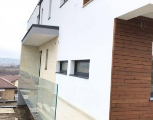 Maison 4 chambres à vendre dans Cluj-napoca, zone Borhanci