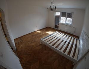 Ház 11 szobák eladó on Cluj-napoca, Zóna Centru