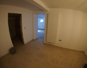 Ház 11 szobák eladó on Cluj-napoca, Zóna Centru