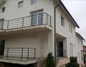 Ház 6 szobák eladó on Cluj-napoca, Zóna Manastur