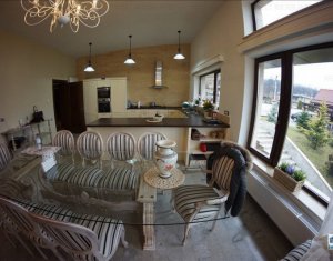 Maison 5 chambres à vendre dans Cluj-napoca, zone Faget