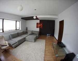 Maison 5 chambres à vendre dans Cluj-napoca, zone Faget