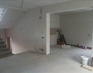 Ház 5 szobák eladó on Cluj-napoca, Zóna Manastur