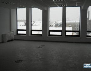 Bureau à louer dans Cluj-napoca, zone Centru