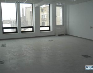 Bureau à louer dans Cluj-napoca, zone Centru