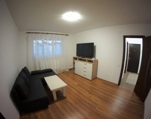 Appartement 3 chambres à louer dans Cluj-napoca, zone Manastur