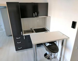 Appartement 3 chambres à louer dans Cluj-napoca, zone Zorilor