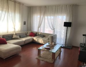 Appartement 3 chambres à louer dans Cluj-napoca, zone Zorilor