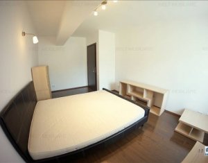 Appartement 3 chambres à louer dans Cluj-napoca, zone Plopilor