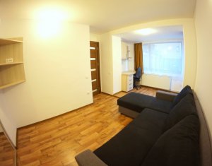 Appartement 4 chambres à louer dans Cluj-napoca, zone Centru