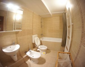 Appartement 4 chambres à louer dans Cluj-napoca, zone Centru