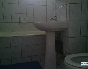 Appartement 3 chambres à vendre dans Cluj-napoca, zone Manastur