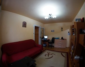 Lakás 3 szobák eladó on Cluj-napoca, Zóna Manastur