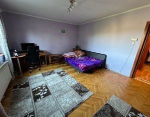 Lakás 3 szobák eladó on Cluj-napoca, Zóna Manastur