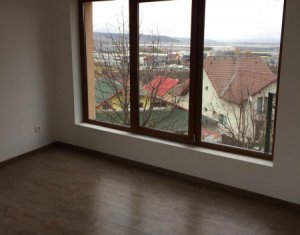 Ház 5 szobák eladó on Sannicoara
