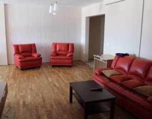 Appartement 4 chambres à vendre dans Cluj-napoca, zone Europa