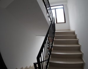 Appartement 3 chambres à vendre dans Cluj-napoca, zone Andrei Muresanu